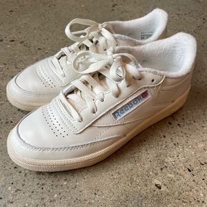 Reebok classic, cream color